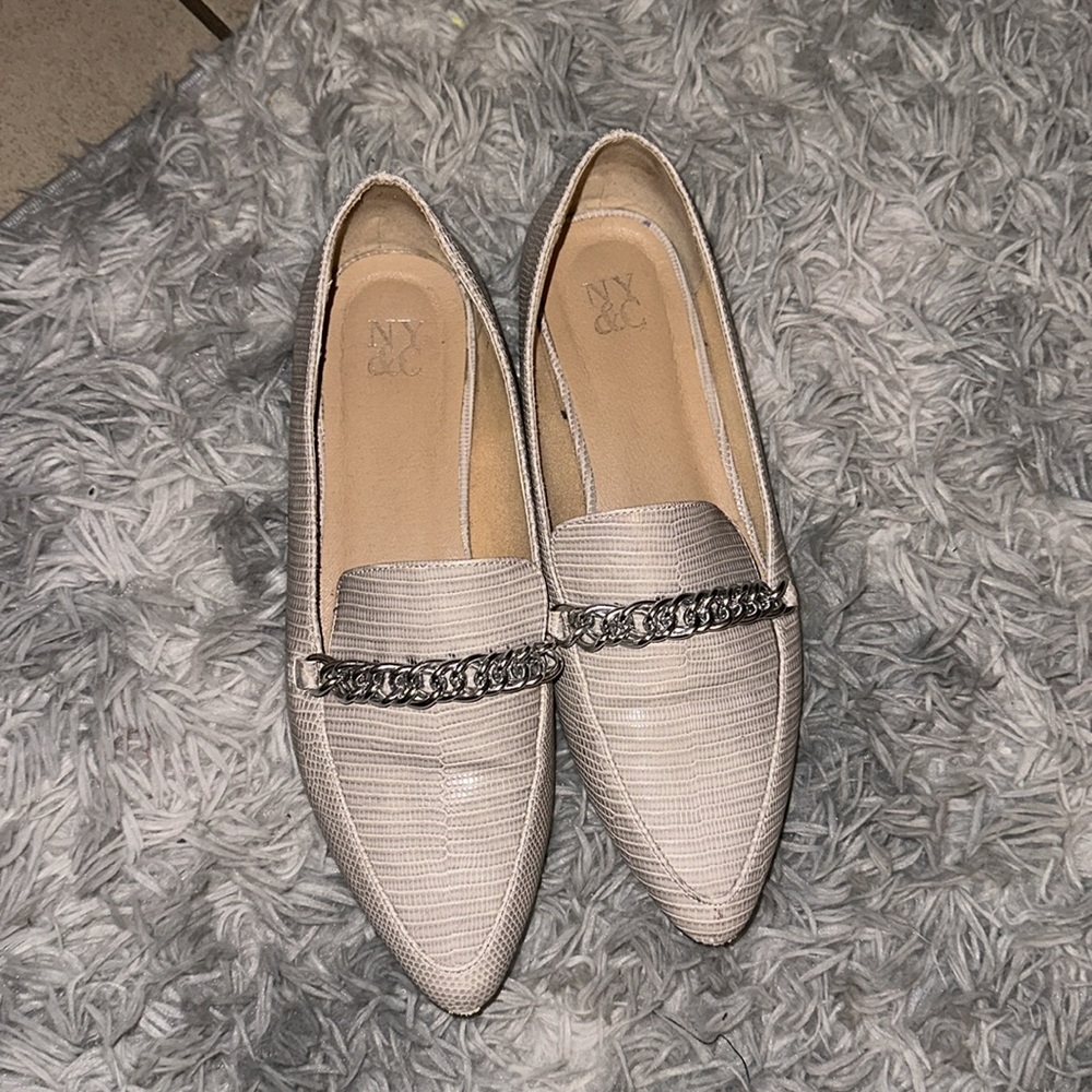 🤎 CUTE FLATS 🤎 - Picture 2 of 4